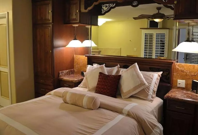 Milos Inn