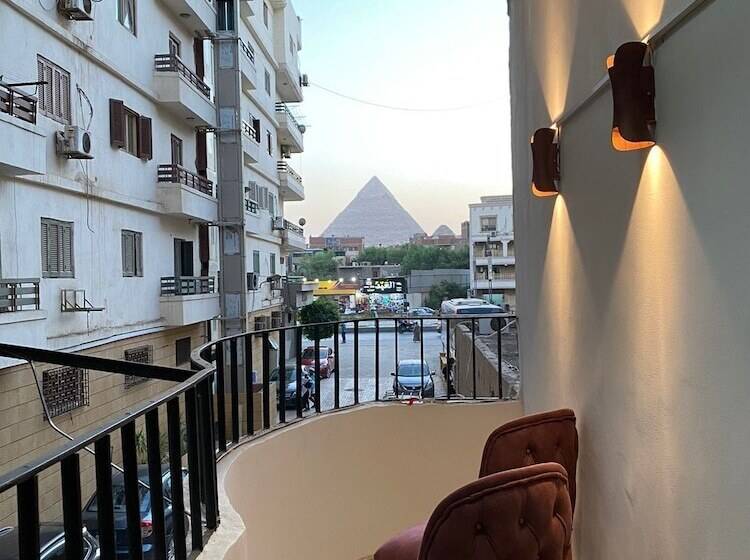 پانسیون Asma Pyramids View