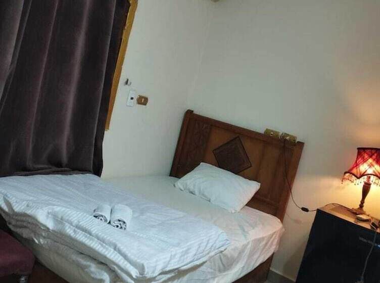 پانسیون Asma Pyramids View