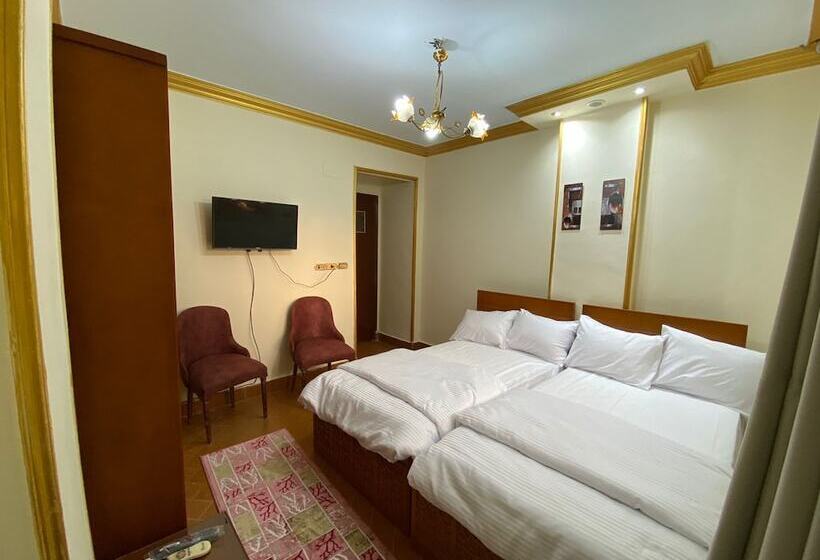 پانسیون Asma Pyramids View