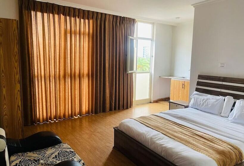 پانسیون Goza Guest House