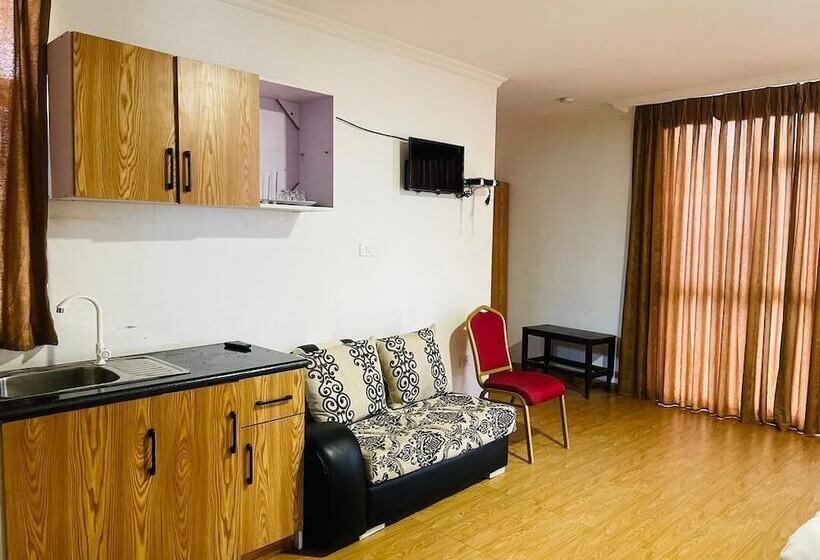 پانسیون Goza Guest House