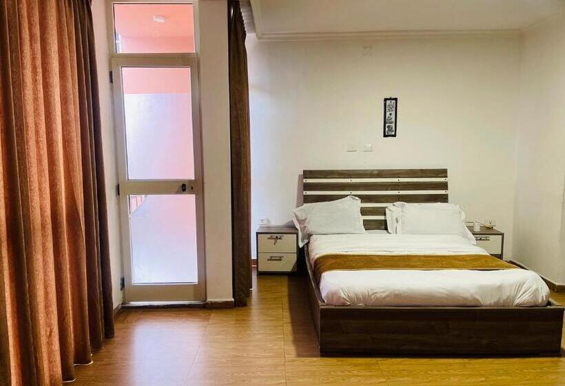 پانسیون Goza Guest House