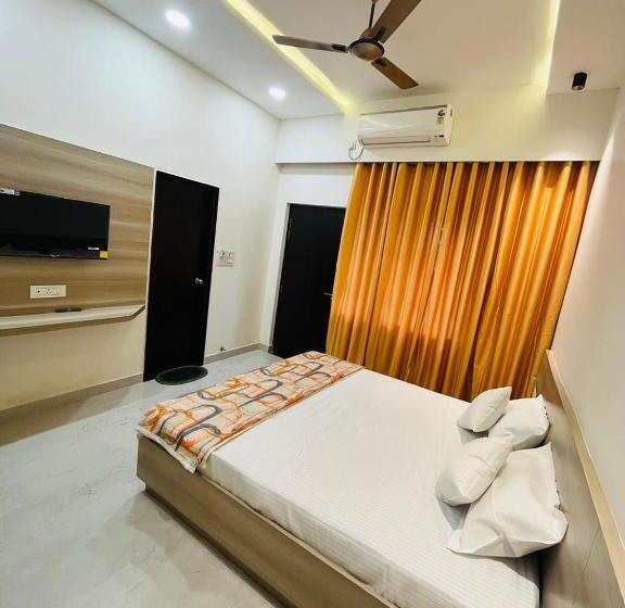 پانسیون Log Inn Banaras