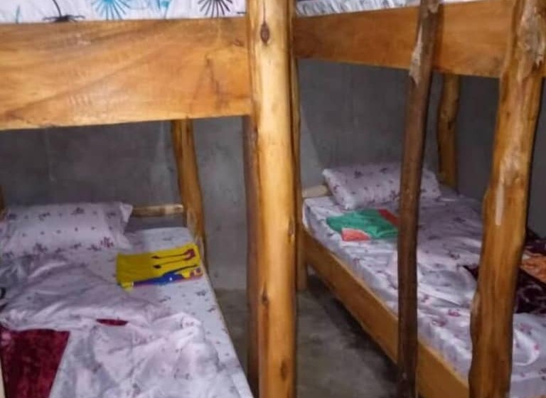 پانسیون Sunrise Homestay Sipi