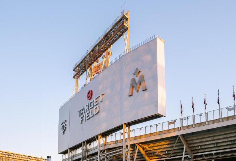 Sonder At North Loop Green