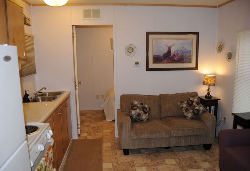 Yellowstone Motel Adults Only