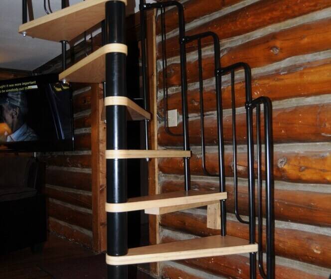 Yellowstone Motel Adults Only