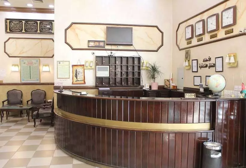 Al Ahfad Hotel Apartments