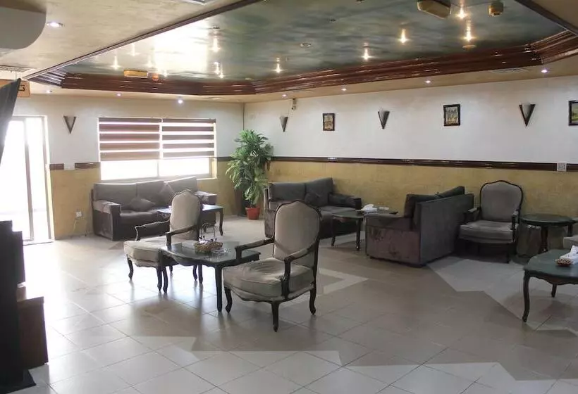 Al Ahfad Hotel Apartments