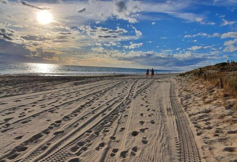 Coastal Salty Air 2bedrm 2bath W Ocean Views!