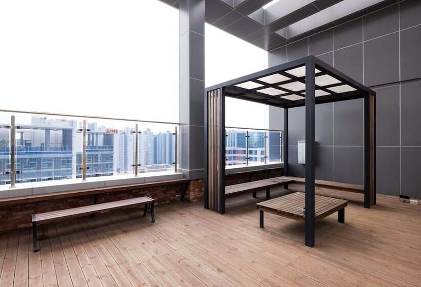 Grandbleu Hotel & Residence