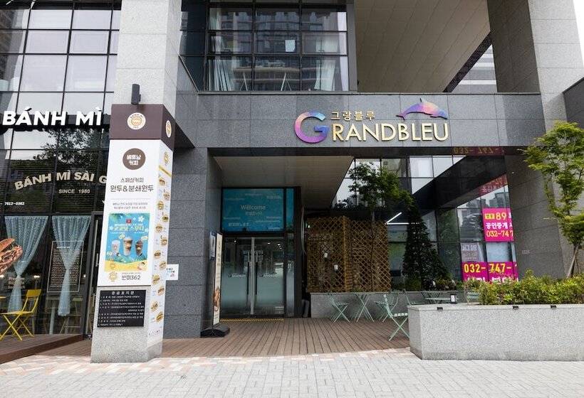 Grandbleu Hotel & Residence