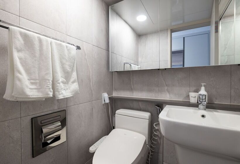 Grandbleu Hotel & Residence