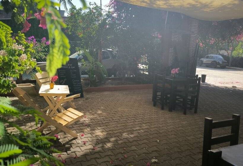 ホテル Casa Bugambilias