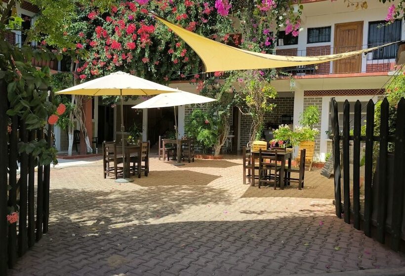 ホテル Casa Bugambilias