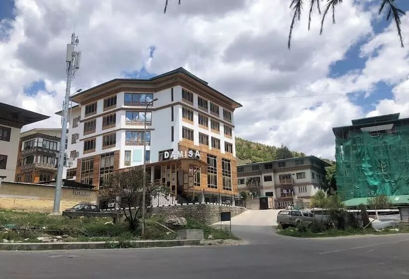 هتل Damisa