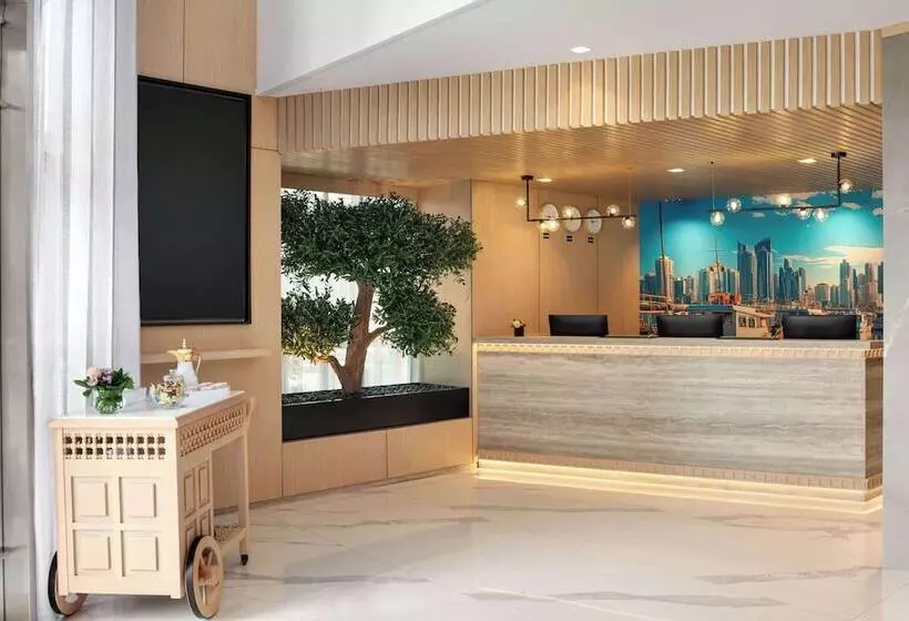 ホテル La Quinta By Wyndham Abu Dhabi Al Wahda