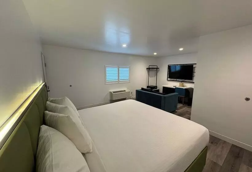 ホテル Rudra Hollywood