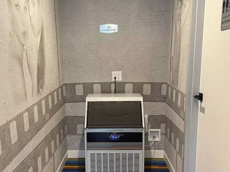 ホテル Rudra Hollywood