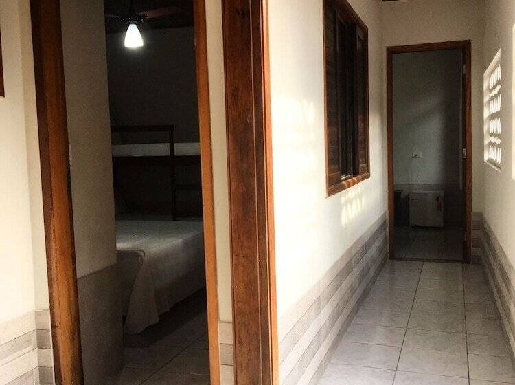 Pousada Favo De Mel   Hostel