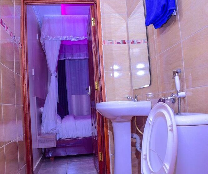 Ebisa Hotel Marsabit