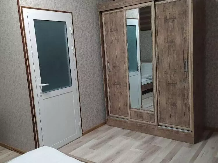 هتل Dunyo