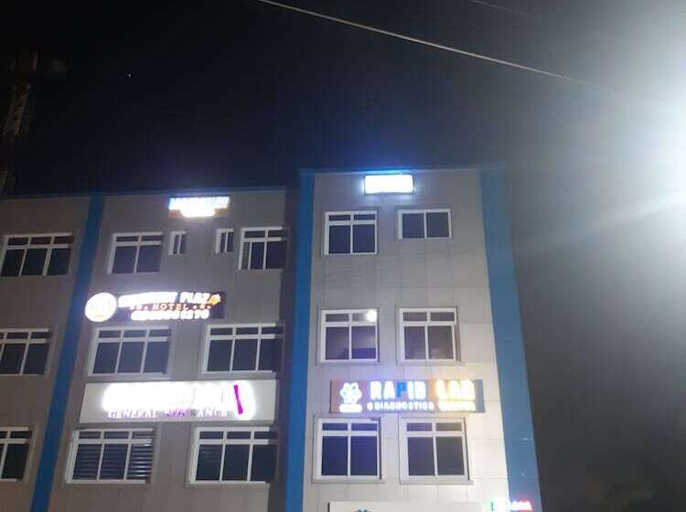 호텔 Julbert Plaza