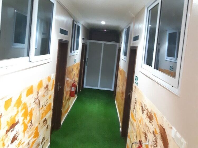 호텔 Julbert Plaza