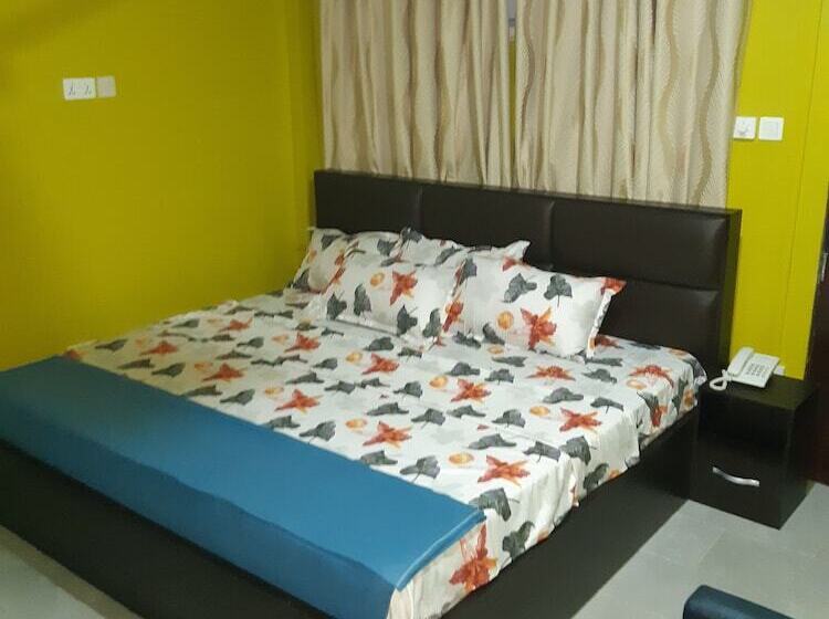 호텔 Julbert Plaza