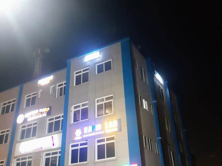 호텔 Julbert Plaza