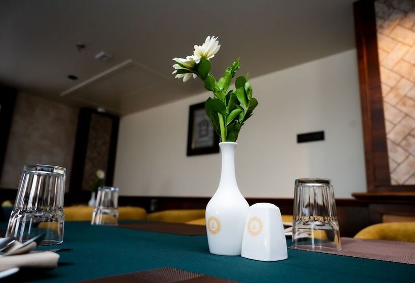 فندق Lucky India