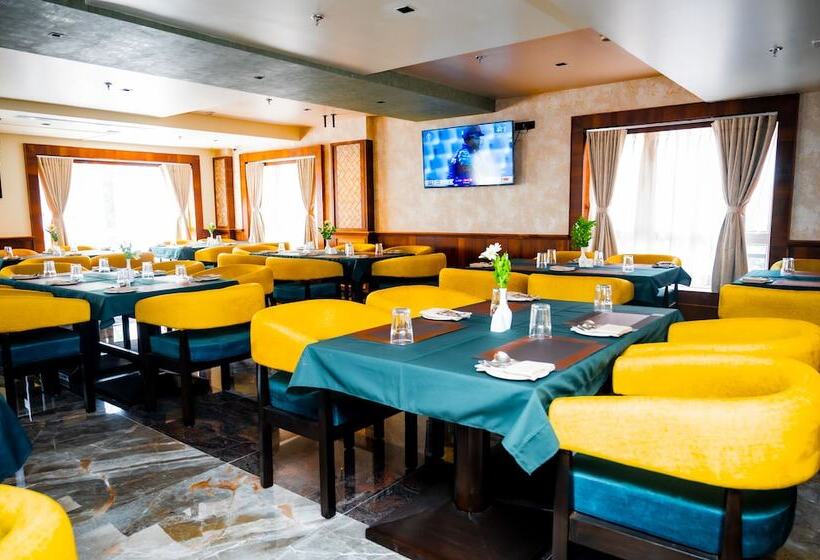 فندق Lucky India