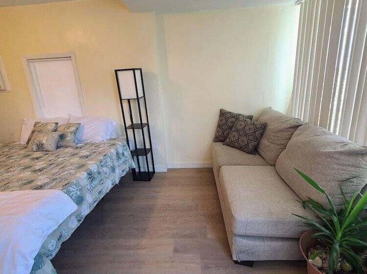 ホテル On Magnolia East