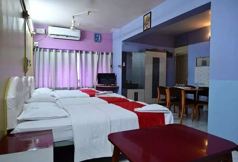 Hotel Priya