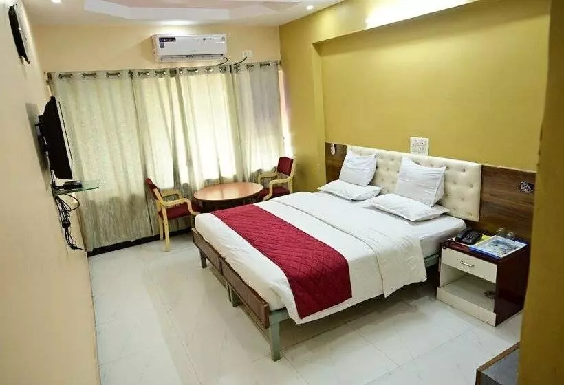 Hotel Priya