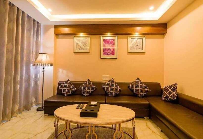 هتل Pujan Pvt.ltd