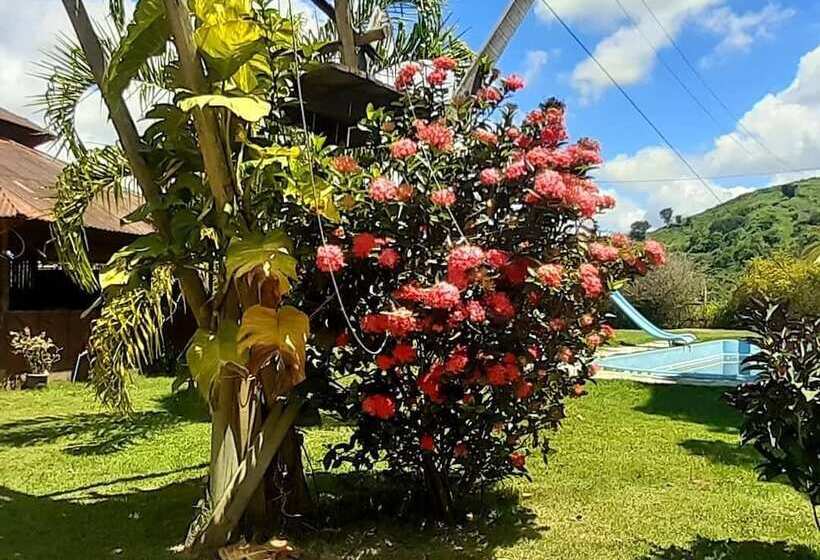 هتل روستایی Fazenda Tirolesa Park