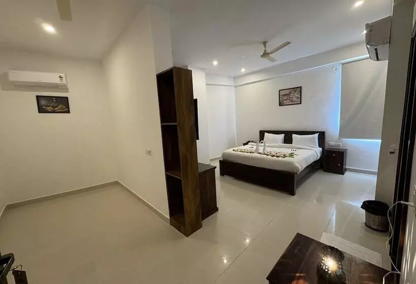 ホテル Shikaar Inn