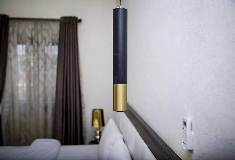 Mo House Hotels And Apartments