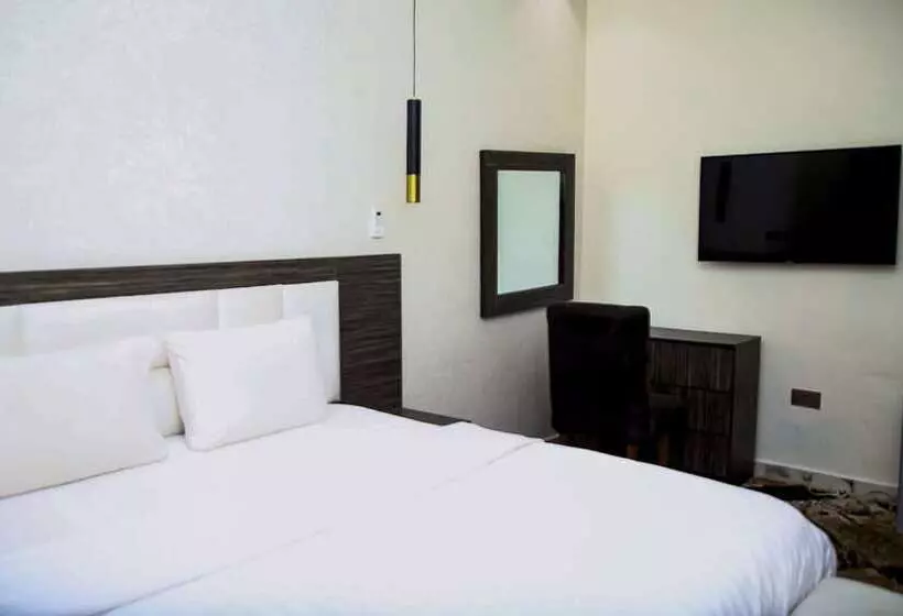 Mo House Hotels And Apartments