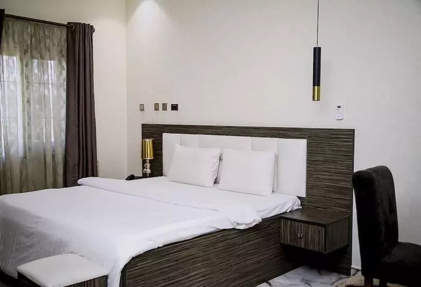 Mo House Hotels And Apartments