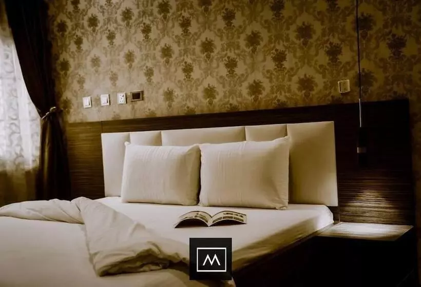 Mo House Hotels And Apartments