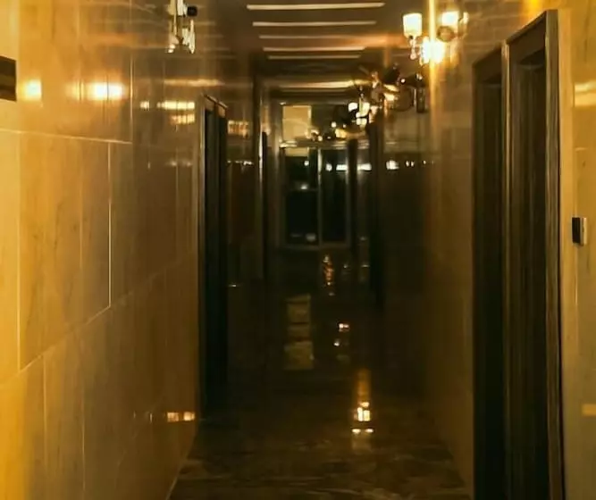 Mo House Hotels And Apartments