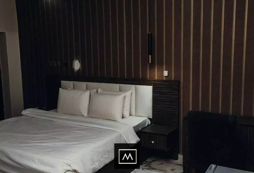 Mo House Hotels And Apartments