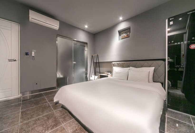 Motel Changwon Myeongseo-dong Hotel Bucks