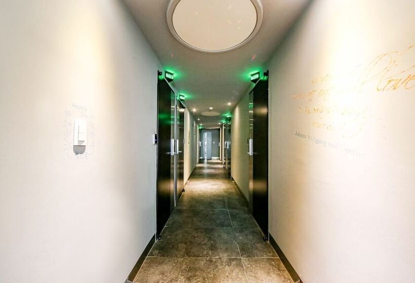 Motel Changwon Myeongseo-dong Hotel Bucks