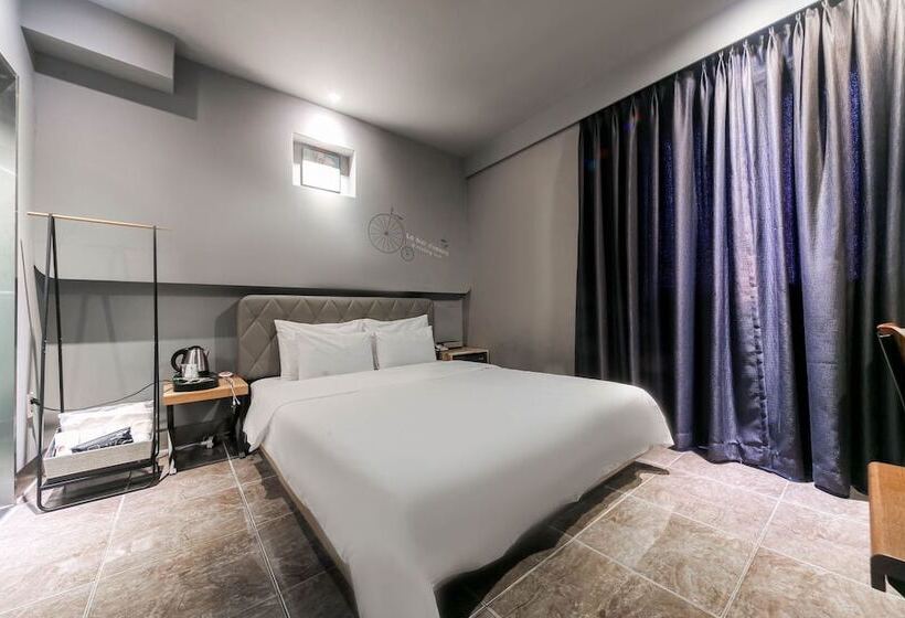 Motel Changwon Myeongseo-dong Hotel Bucks