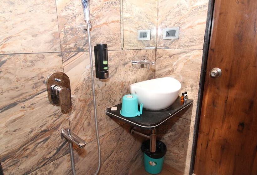 Resort Diamond Palace