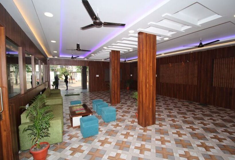 Resort Diamond Palace